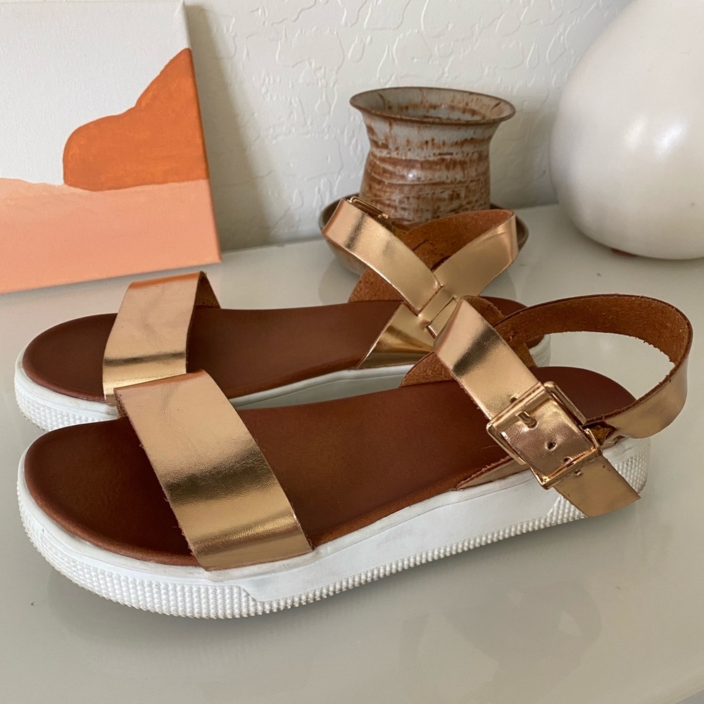 MIA sandals